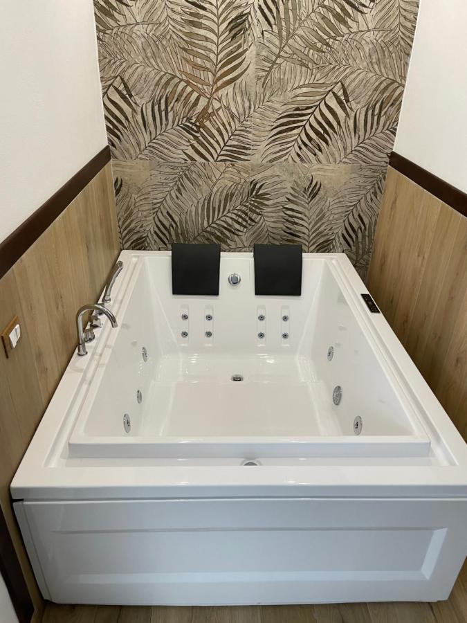 קאריני Residence Gordon מראה חיצוני תמונה